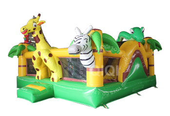 Safari inflatable playzone