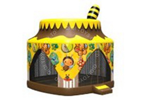 Inflatable Honeypot Jumping Castle